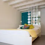 Secret Rhome Loft Апартаменты *